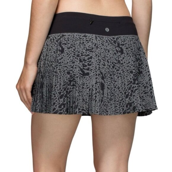 Lululemon Pleat To Street Skirt IIWatermark Slate Black size 6 - Picture 1 of 14